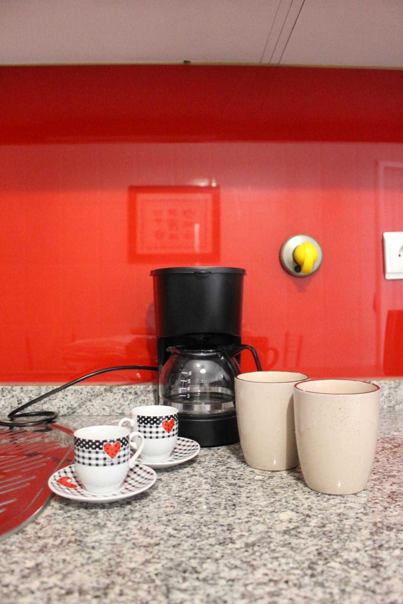 Modern 1Br For 4 - Great For Long Stays, 10 Min To Attractions 加亚新城 外观 照片